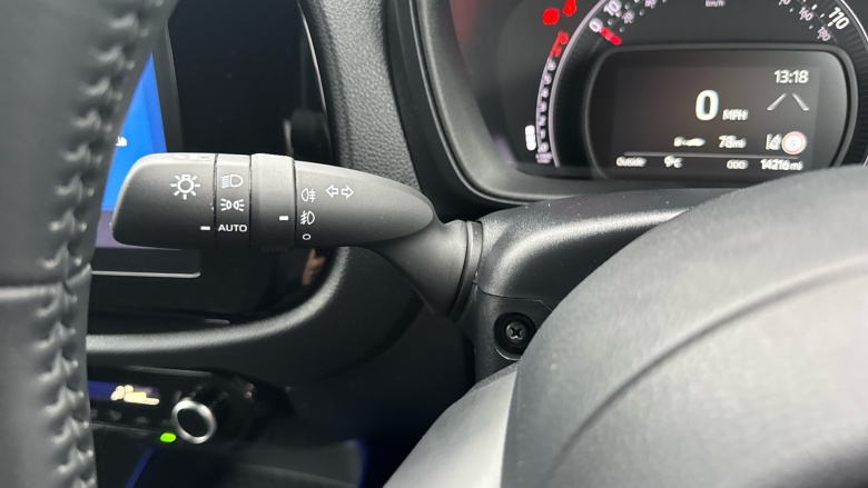 Toyota Aygo X 1.0 VVT-i Edge 5dr Petrol Hatchback